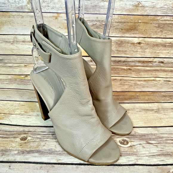 Vince Womens Neutral Taupe Leather Open Toe Wood Heel Ankle Strap Heels 6.5M - Picture 1 of 9